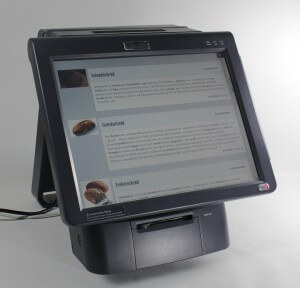 Kasseterminal fra E-touch, der viser "in-store display" fra FoodInfo